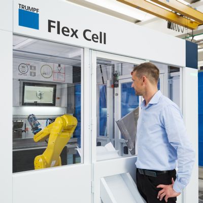 Compact, Automated Bending Cell